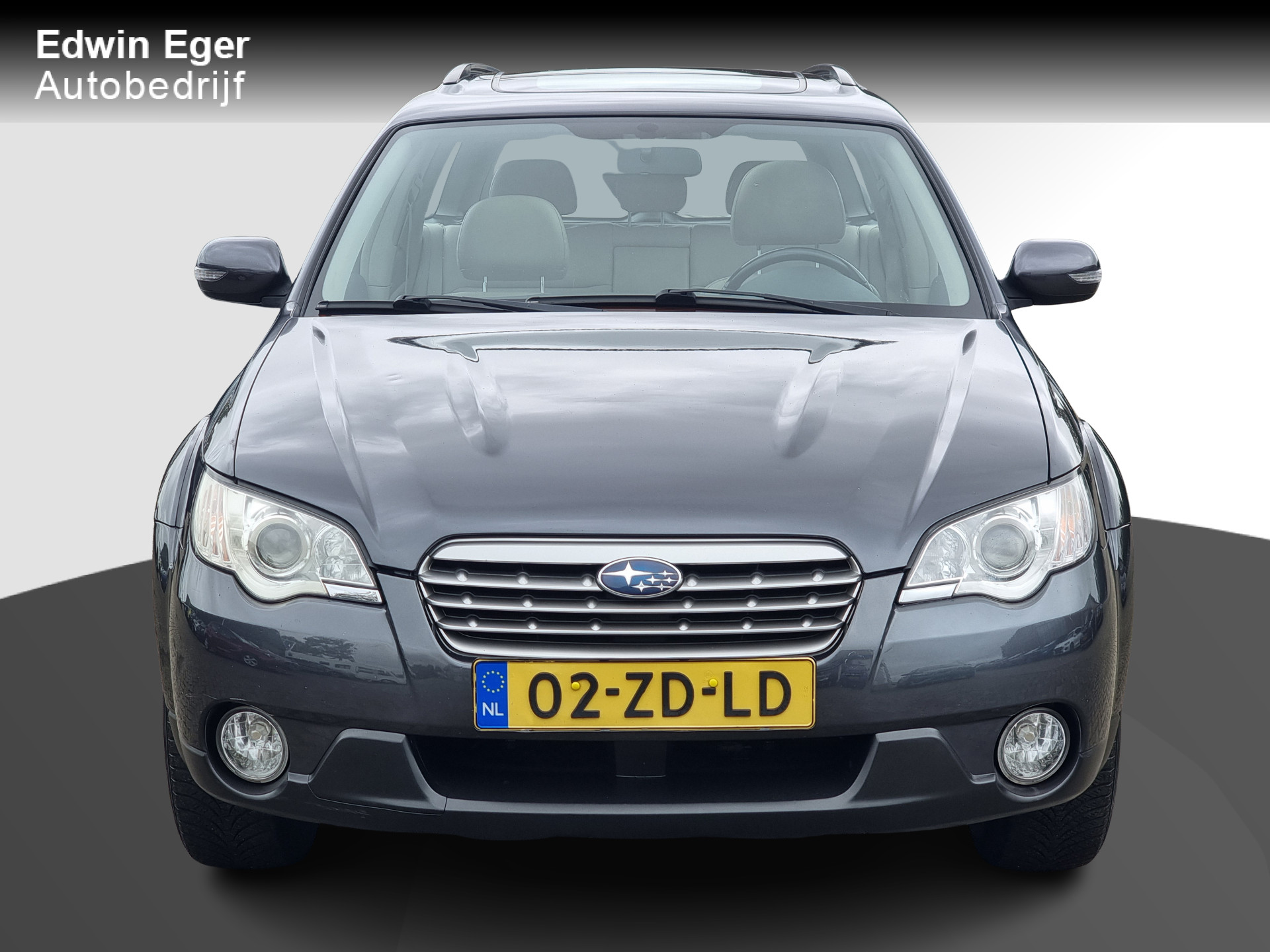 47706710-8.jpg